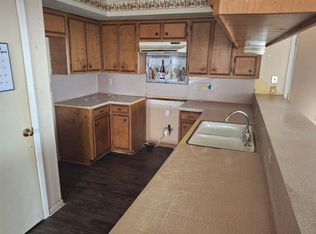 713 Pine Ave, Prairie View, TX 77445