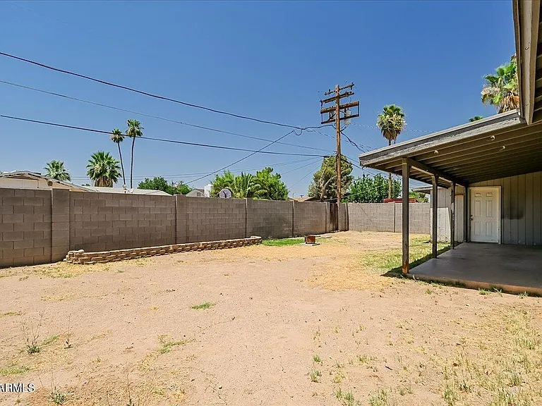 536 N Cheri Lynn Dr — Photo 27