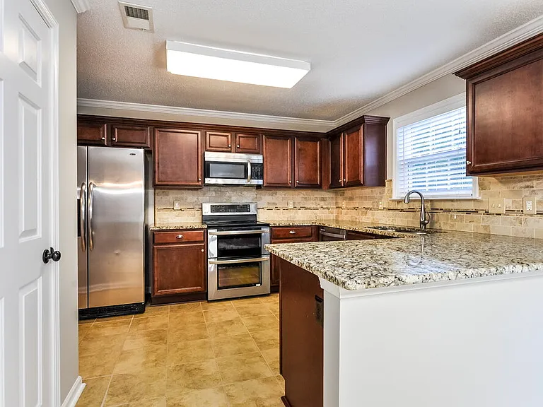 3416 Futura Ln — Photo 6