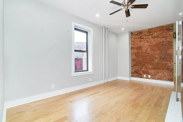 Rented by Keller Williams NYC | media 13
