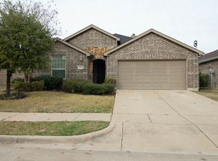 2024 Enchanted Rock Dr, Forney, TX 75126