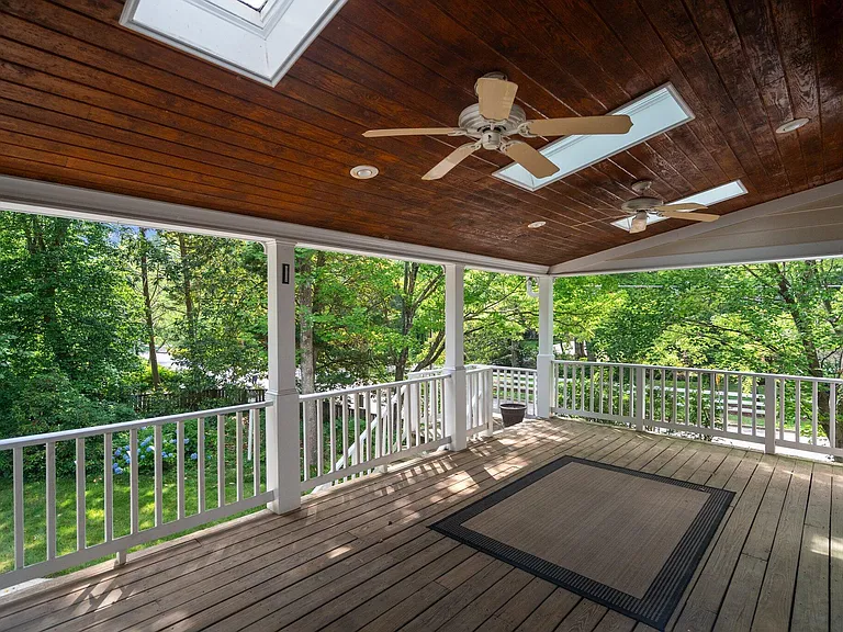 2113 Fallon Oaks Ct — Photo 21