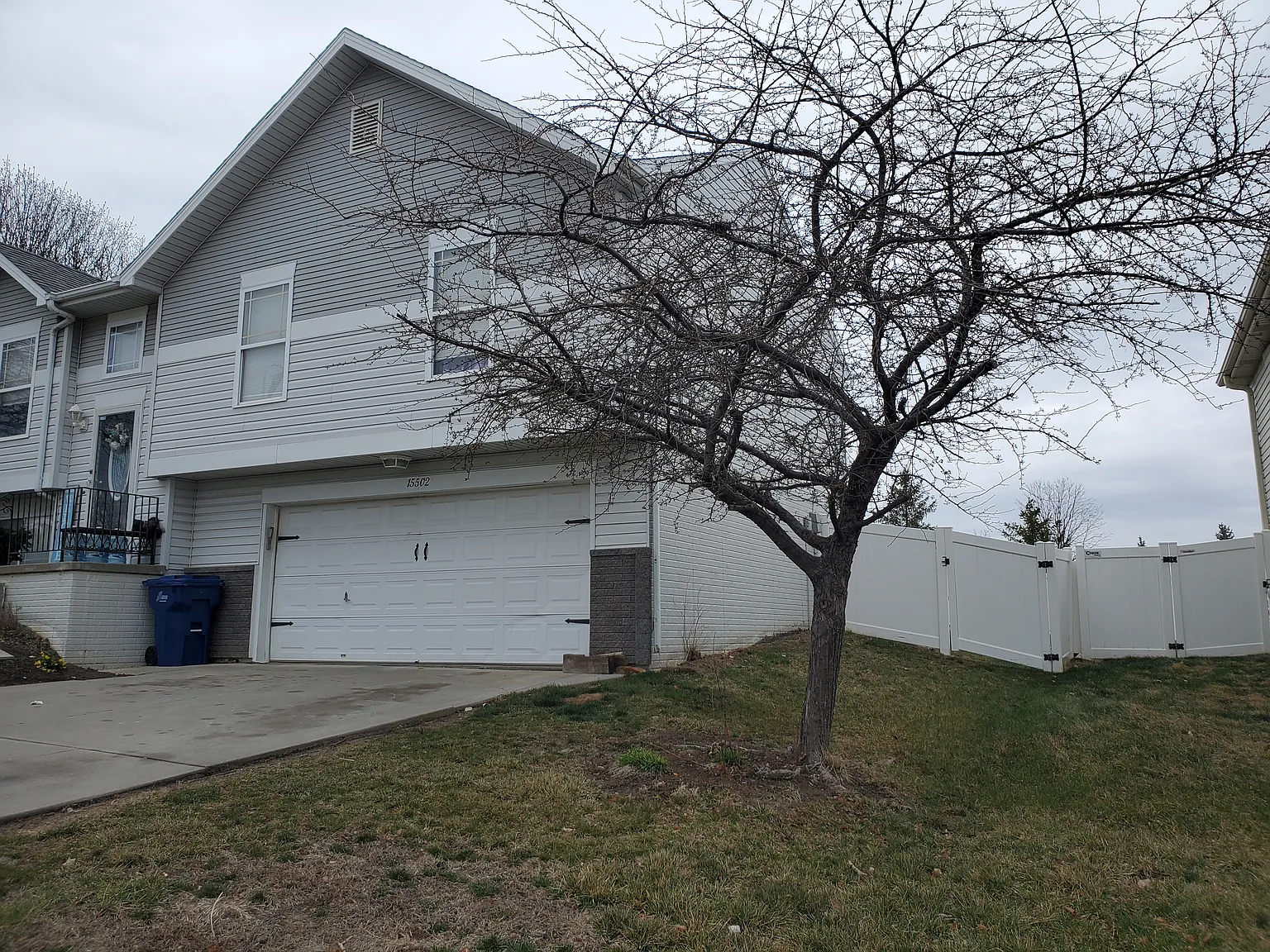 3 bed, 1113 sqft, $2,000 — Photo 3