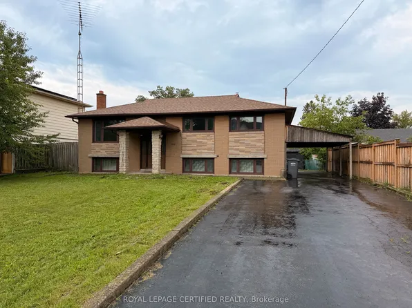 1398 Wren Ave, Oakville, ON L6L 2V6