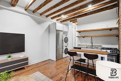 47 Market St #1 Photo 1