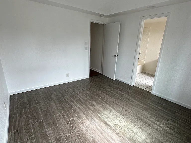 12161 Magnolia St #D — Photo 13