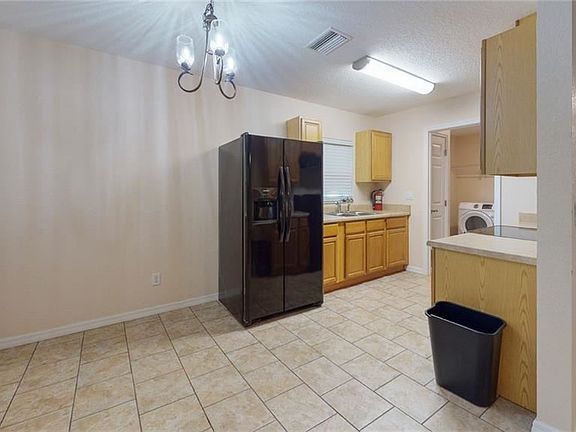 2nd image of 4675 E Dartmouth Ln