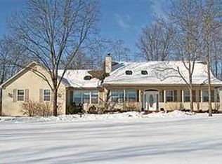 9510 Union Valley Rd, Black Earth, WI 53515