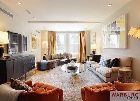 Sold by Warburg | media 14