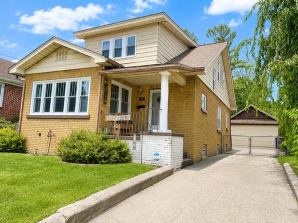 1347 NW Powers St, Grand Rapids, MI 49504