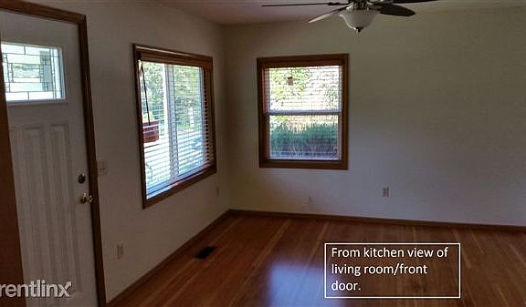 02 Living Room