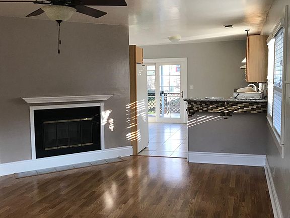 3rd image of 1341 32nd St