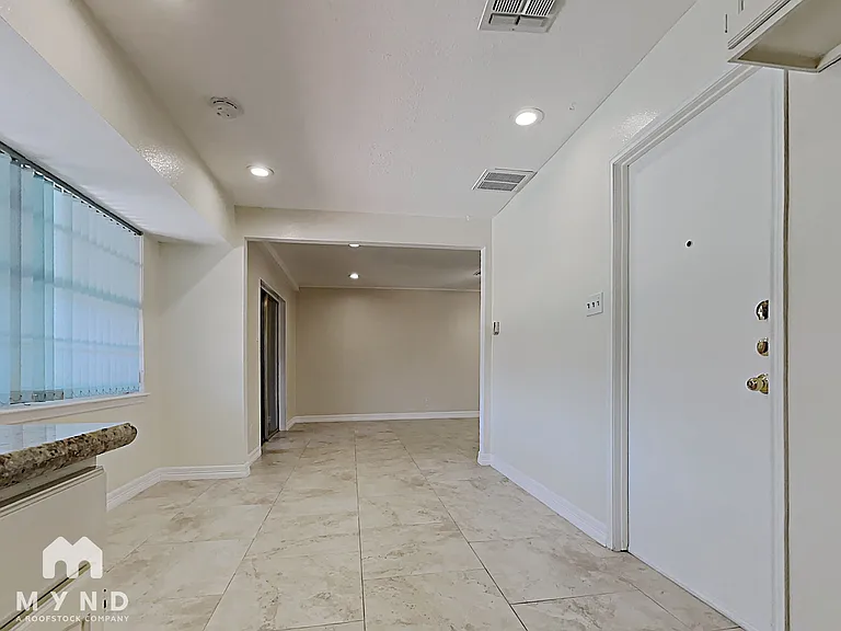 10503 Kirkdale Dr — Photo 6