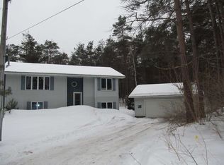 3933 Quick Rd, Harbor Springs, MI 49740