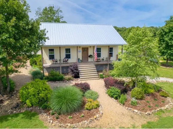 183 Fort Morgan Dr, Gamaliel, AR 72537