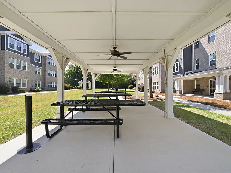 Crescent Villas — Photo 35