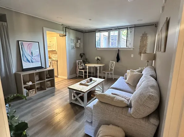 43 S Williams St APT 2, Burlington, VT 05401