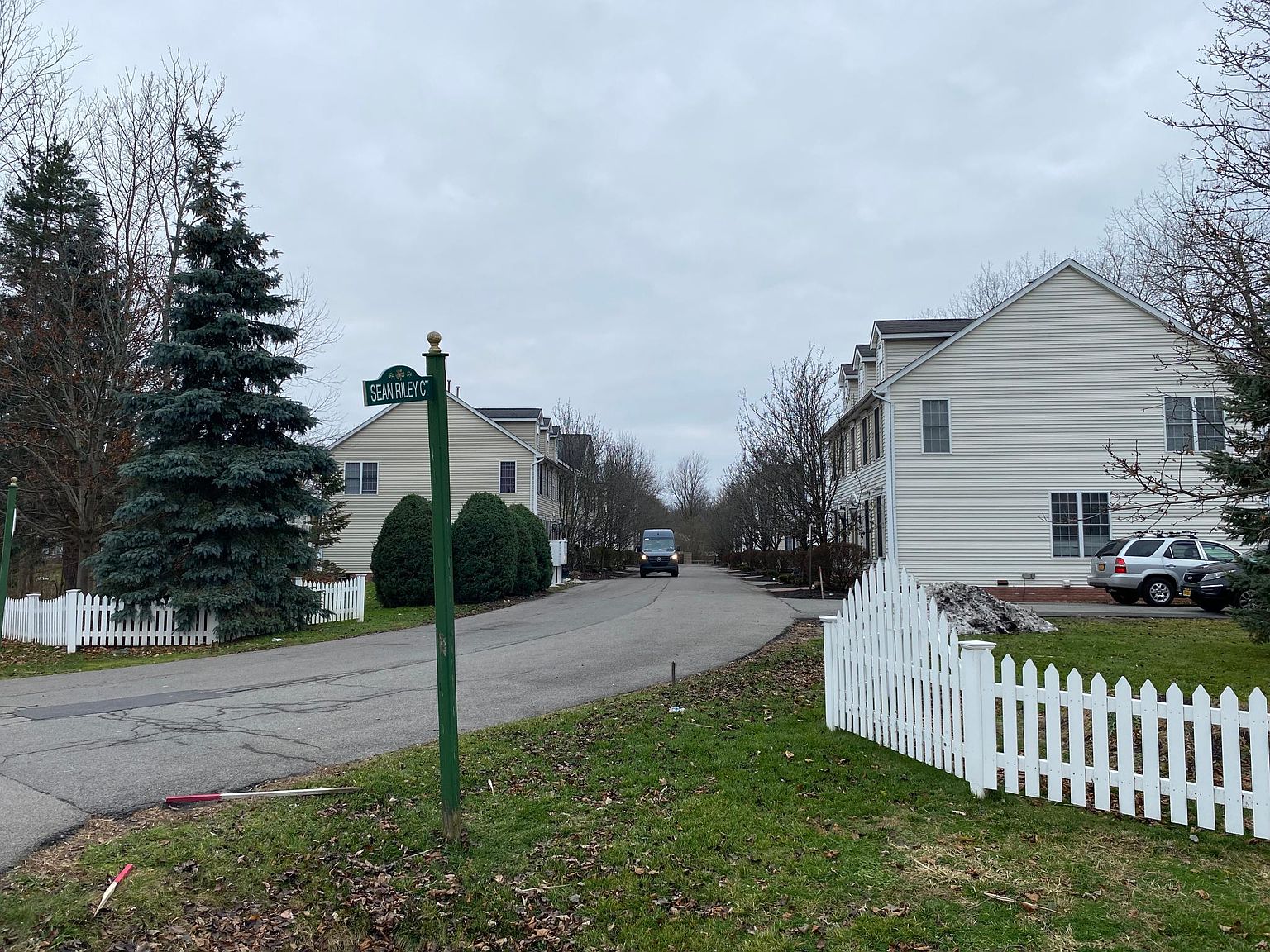 22 Sean Riley Ct #42-6, Getzville, NY 14068 | Zillow