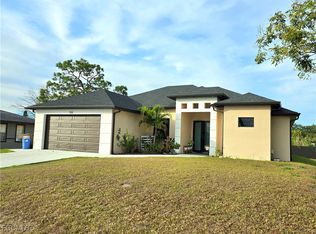 705 Harding Ln, Lehigh Acres, FL 33936