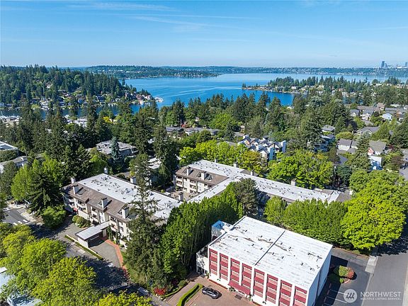 4th image of 401 100th Avenue NE #214