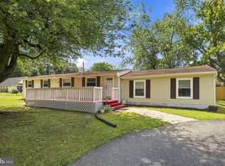 153 Richmond Rd, Colonial Beach, VA 22443