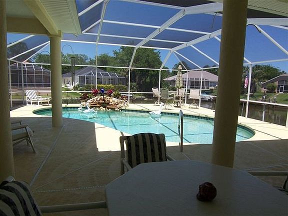 3rd image of 13 Clement Ct