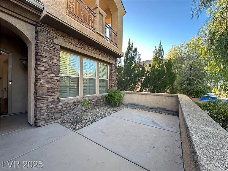 2321 Martinique Ave — Photo 37