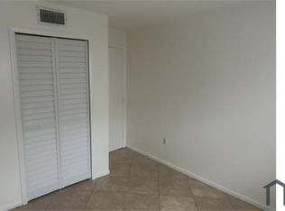 3704 Broadway APT 105, Fort Myers, FL 33901