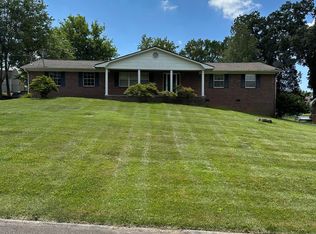 3604 S Fountaincrest Dr, Knoxville, TN 37918