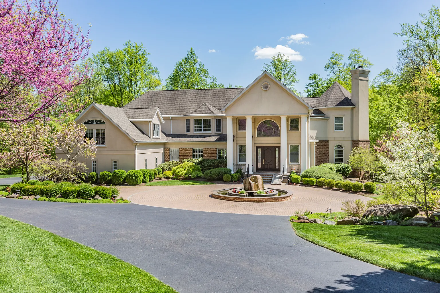 19 Hageman Ln photo 1