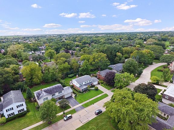 4th image of 1427 Woodhill Dr