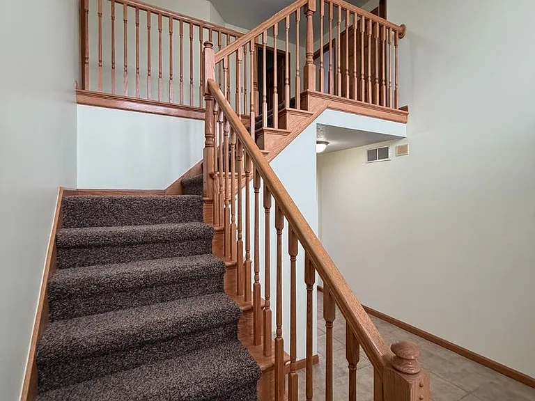 1114 W Depoy Dr — Photo 11