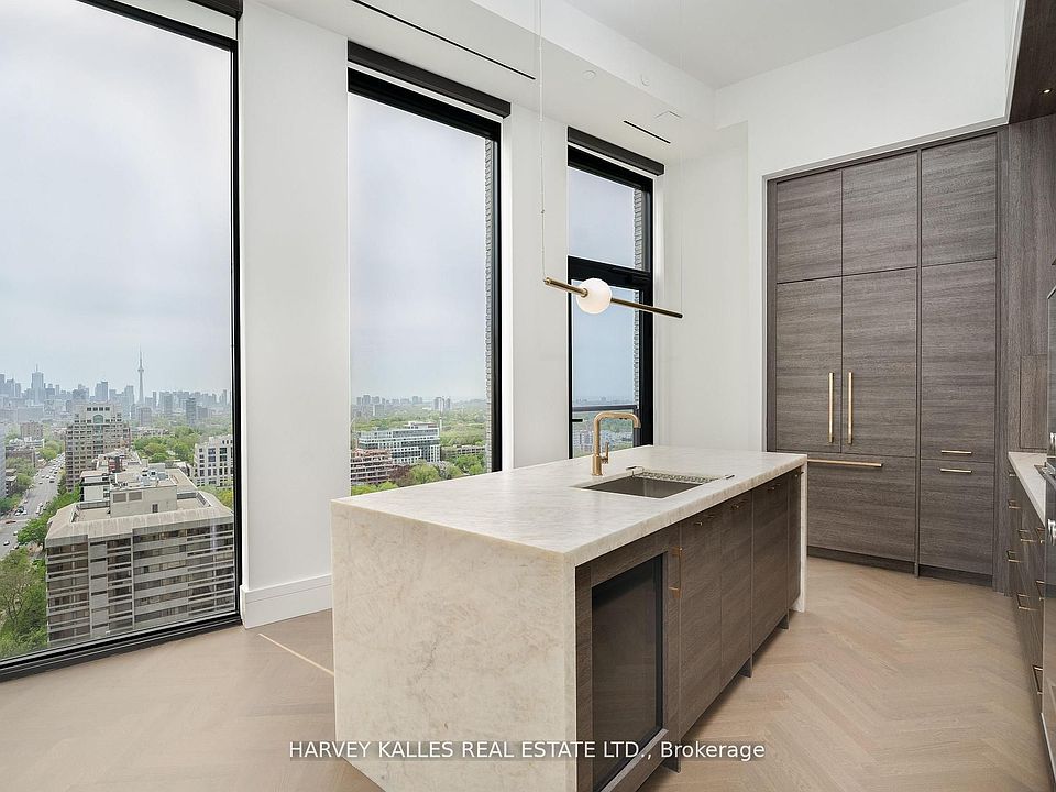 1st image of 215 Lonsdale Rd #2002