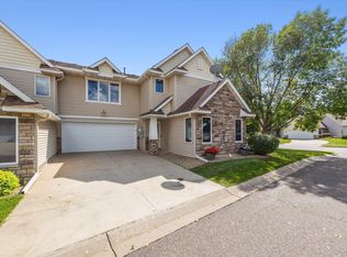 1792 13th St W, Hastings, MN 55033