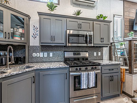 4th image of 1546 Reservation Road SE #75