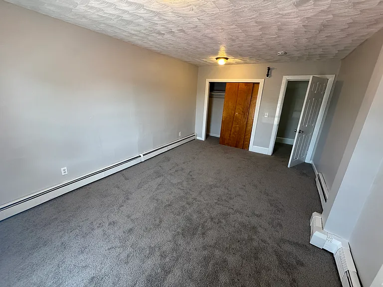 1311 Middlesex St #2F — Photo 2