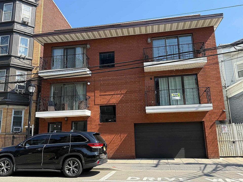 1st image of 226-228 49th St APT 3