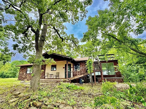23022 E Horseshoe Bend Rd, Park Hill, OK 74451