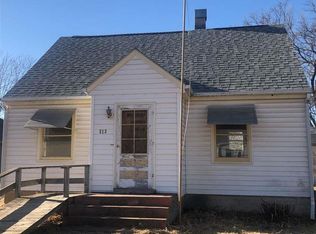 313 S 1st Ave, Brandon, SD 57005