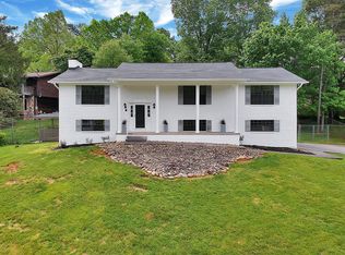 8716 Glen Echo Dr, Knoxville, TN 37923