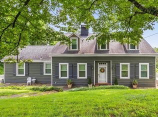 484 E View Dr, Chattanooga, TN 37404