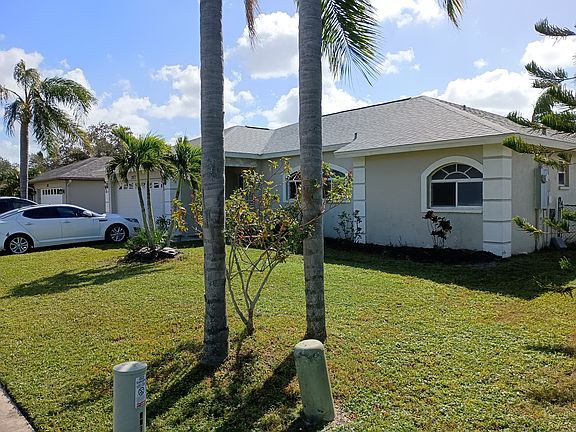 2877 56th Ave Circle E - Briarwood Community