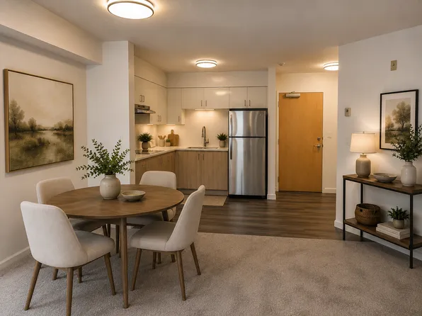 4035 Norland Ave #320, Burnaby, BC V5G 4T7