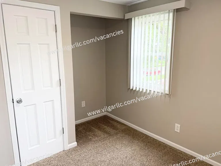 229 Broadmoor Ave — Photo 18