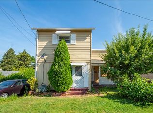 943 Hilltop St, Homestead, PA 15120