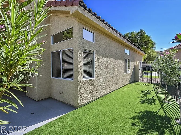 1795 Lily Pond Cir — Photo 17