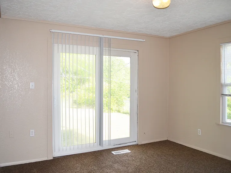 4821 S 27th West Ave — Photo 4