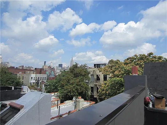 Rented by Mark David | media 51