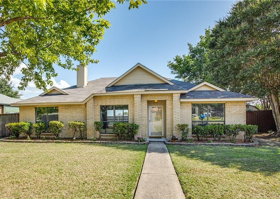 1st image of 2109 Rockbluff Dr