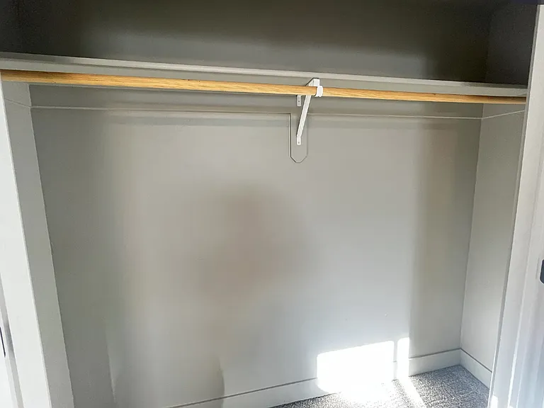 W701AR — Photo 12